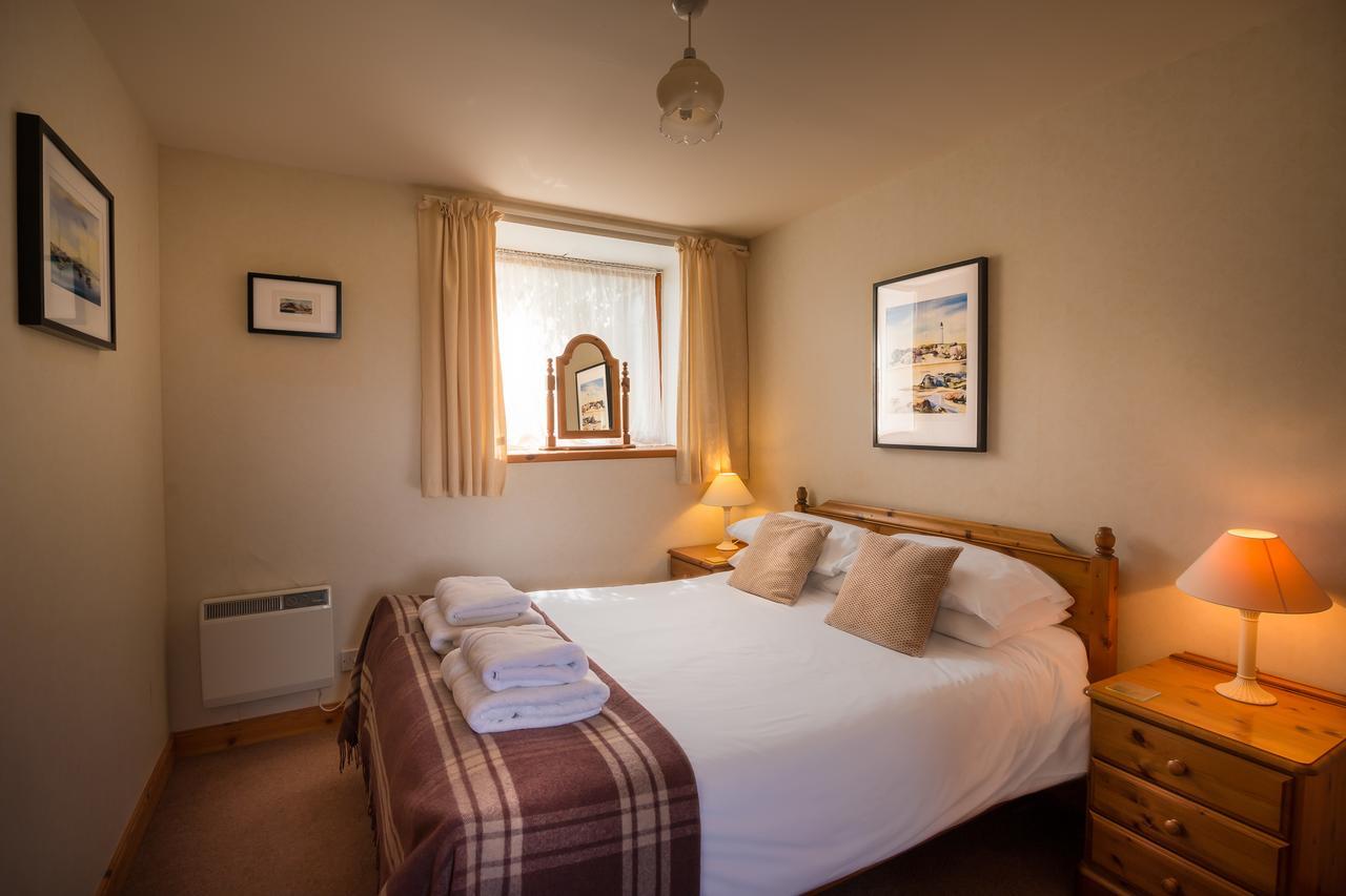 Carden Holiday Cottages - Elgin Crook of Alves エクステリア 写真